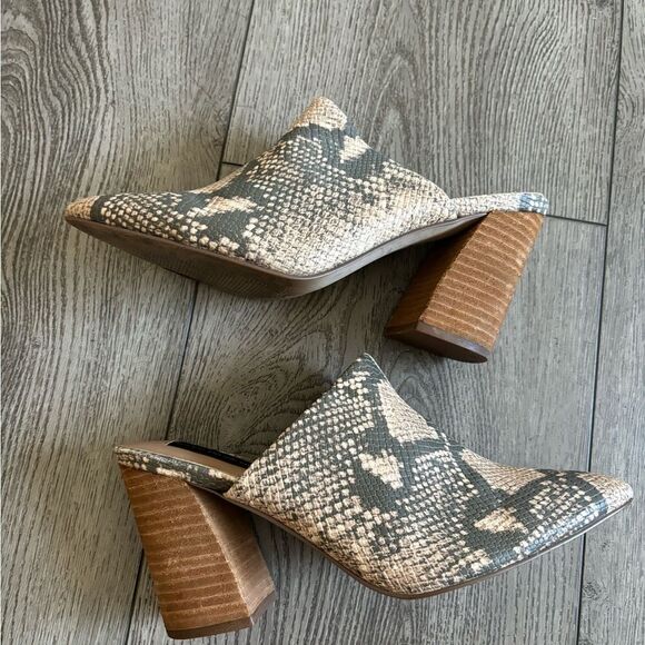 Steve Madden woman’s slip on heel used in good condition - Picture 1 of 7